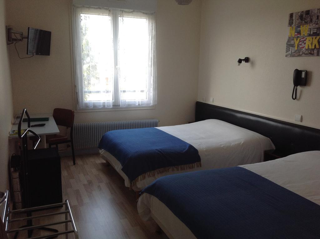 Le Relais De La Route Bleue Hotel Saint-Loup  Luaran gambar
